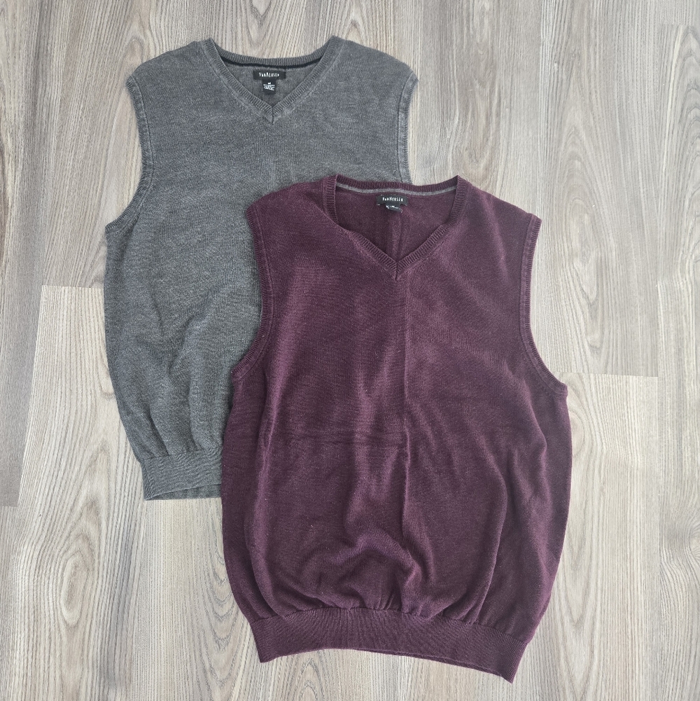 Van Heusen Mens Gray and Burgundy Sleeveless Sweater Vests Size Medium